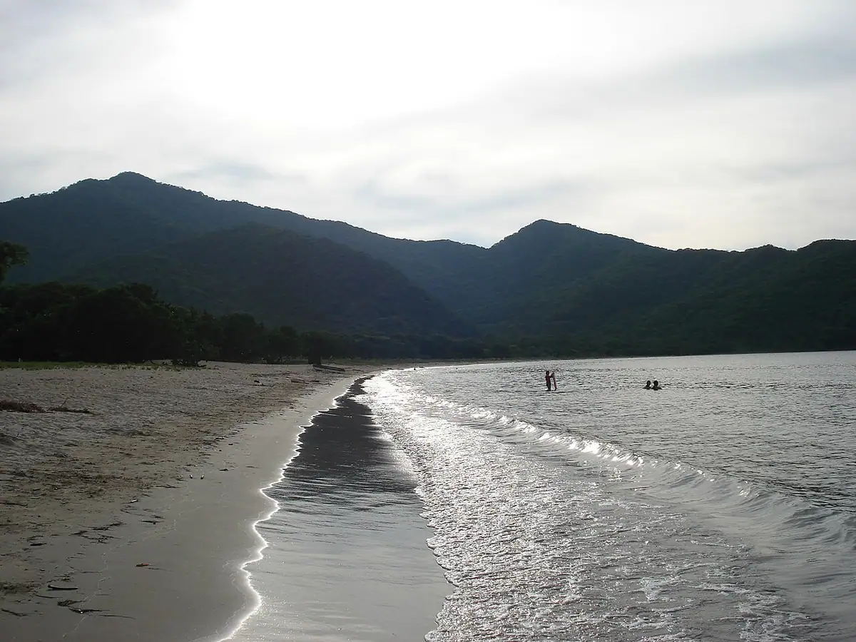 Bahía Neguanje y Playa Cristal (Tayrona)