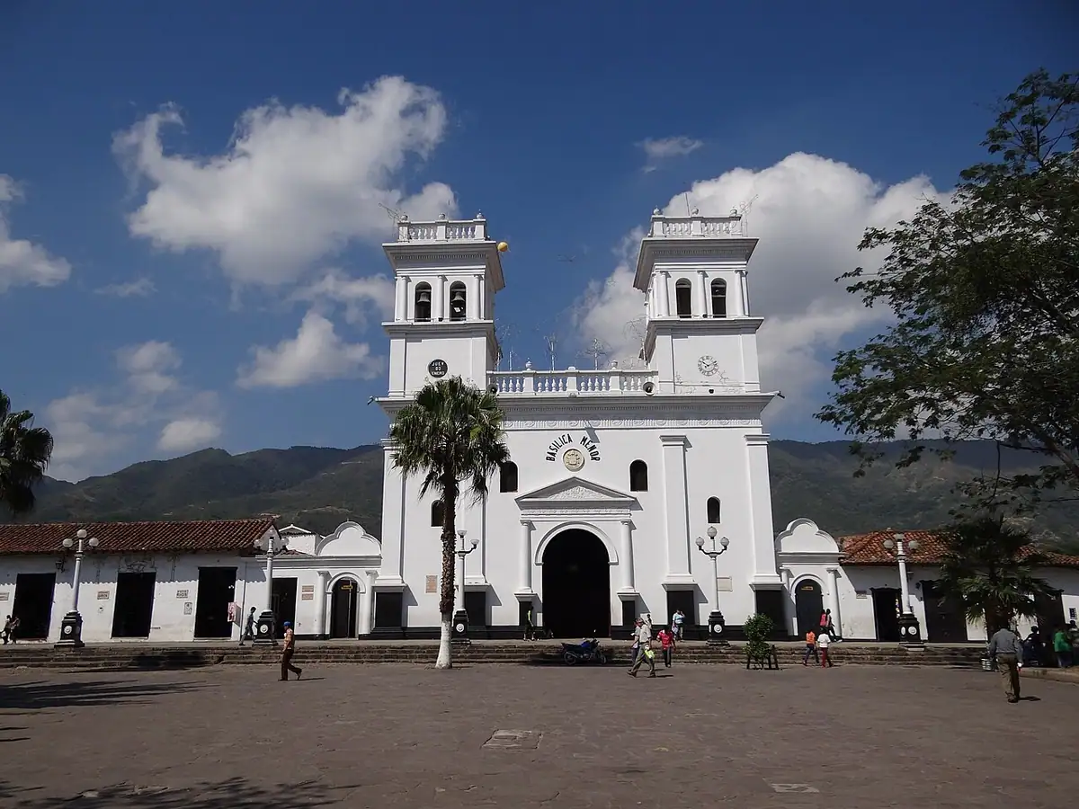 Basílica Menor San Juan Bautista (Girón)