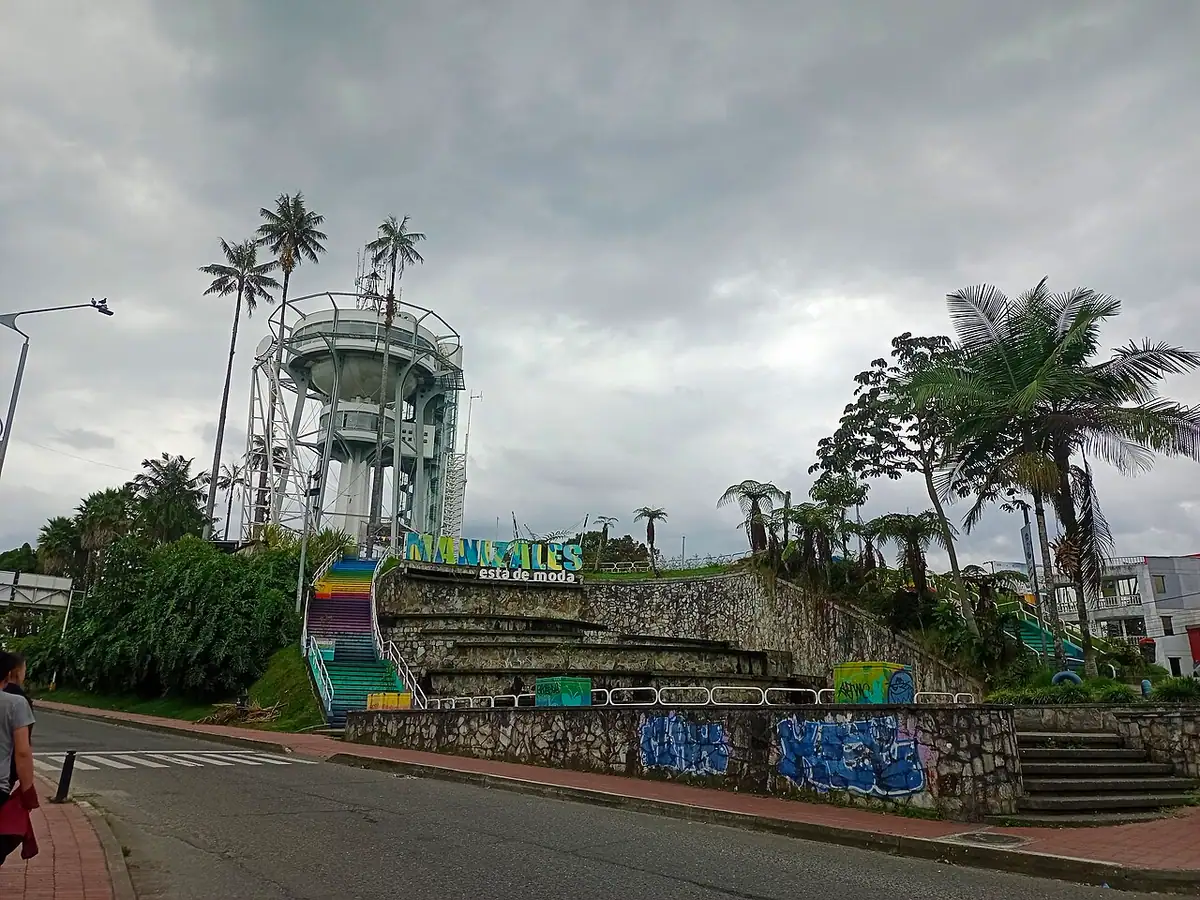 Chipre y la Torre al Cielo (Manizales)