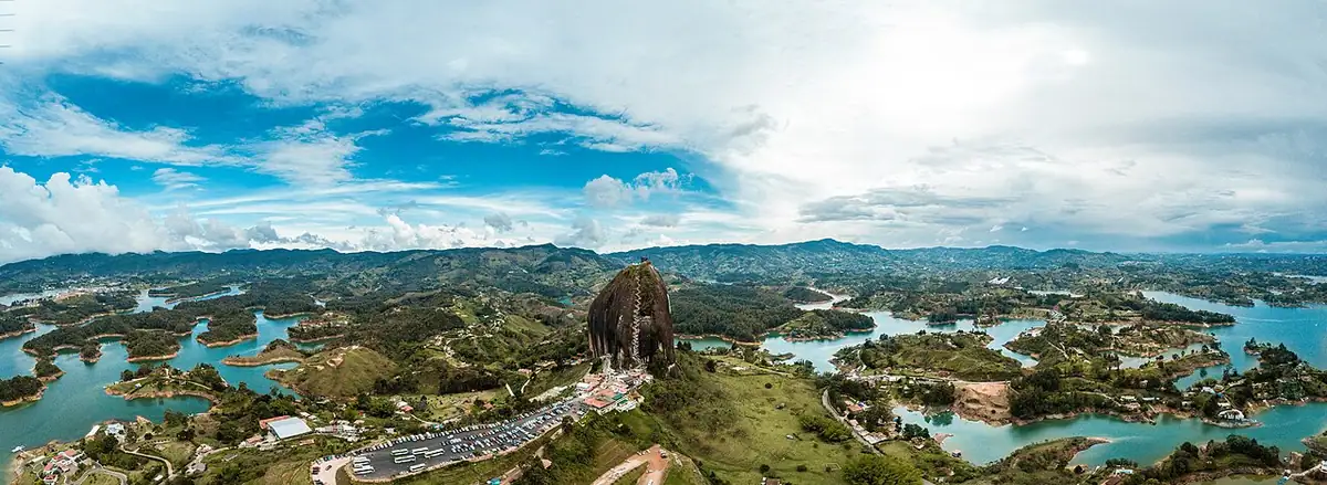 Embalse Peñol-Guatapé