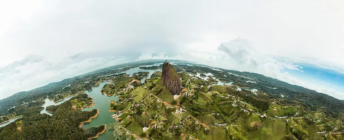 Embalse Peñol-Guatapé