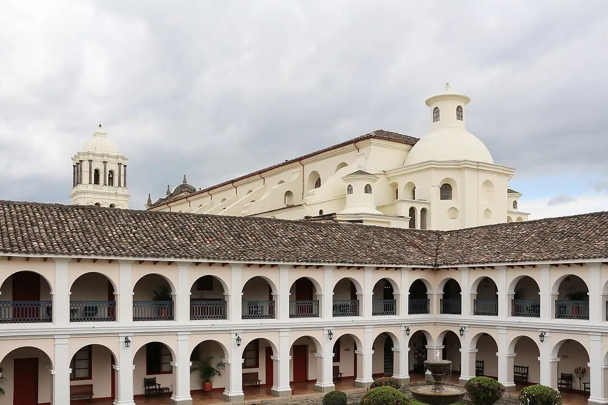 Hotel Dann Monasterio (Popayán)