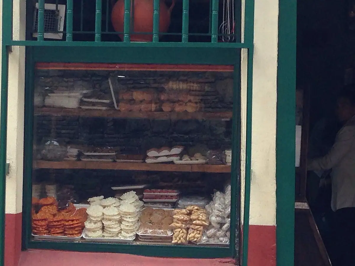 La Puerta Falsa (Bogotá)