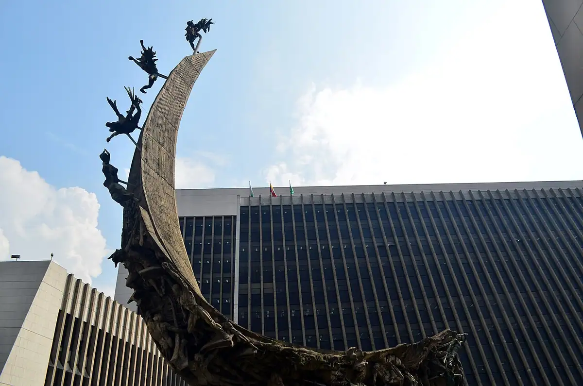 Monumento a la Raza (Medellín)