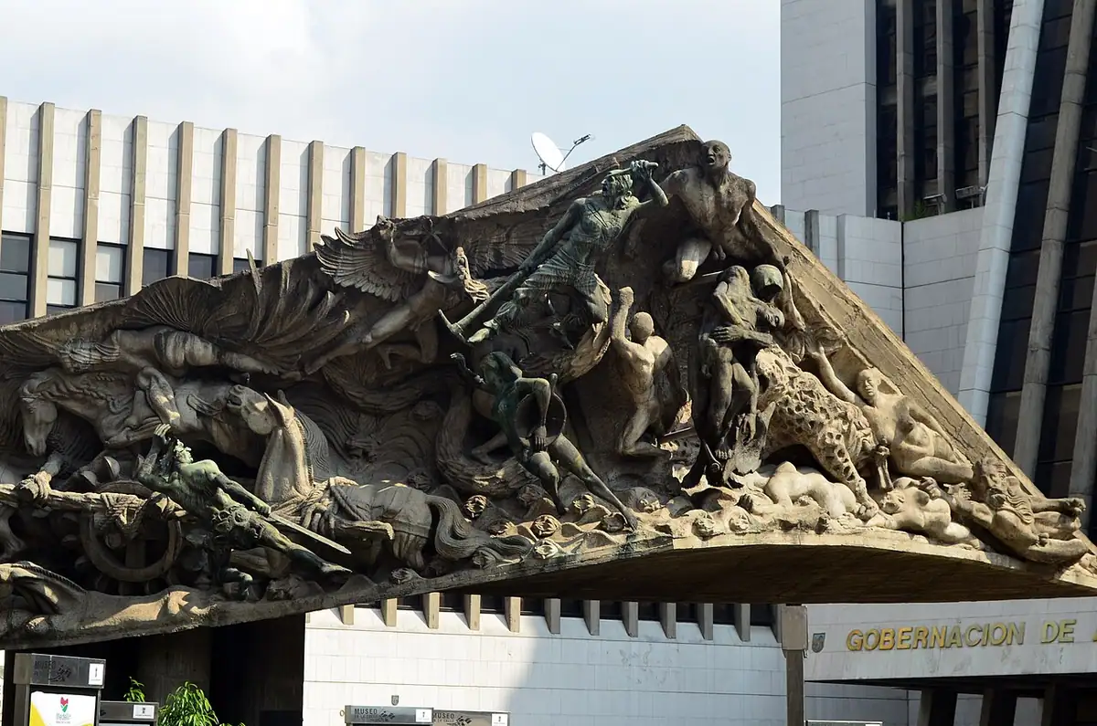 Monumento a la Raza (Medellín)