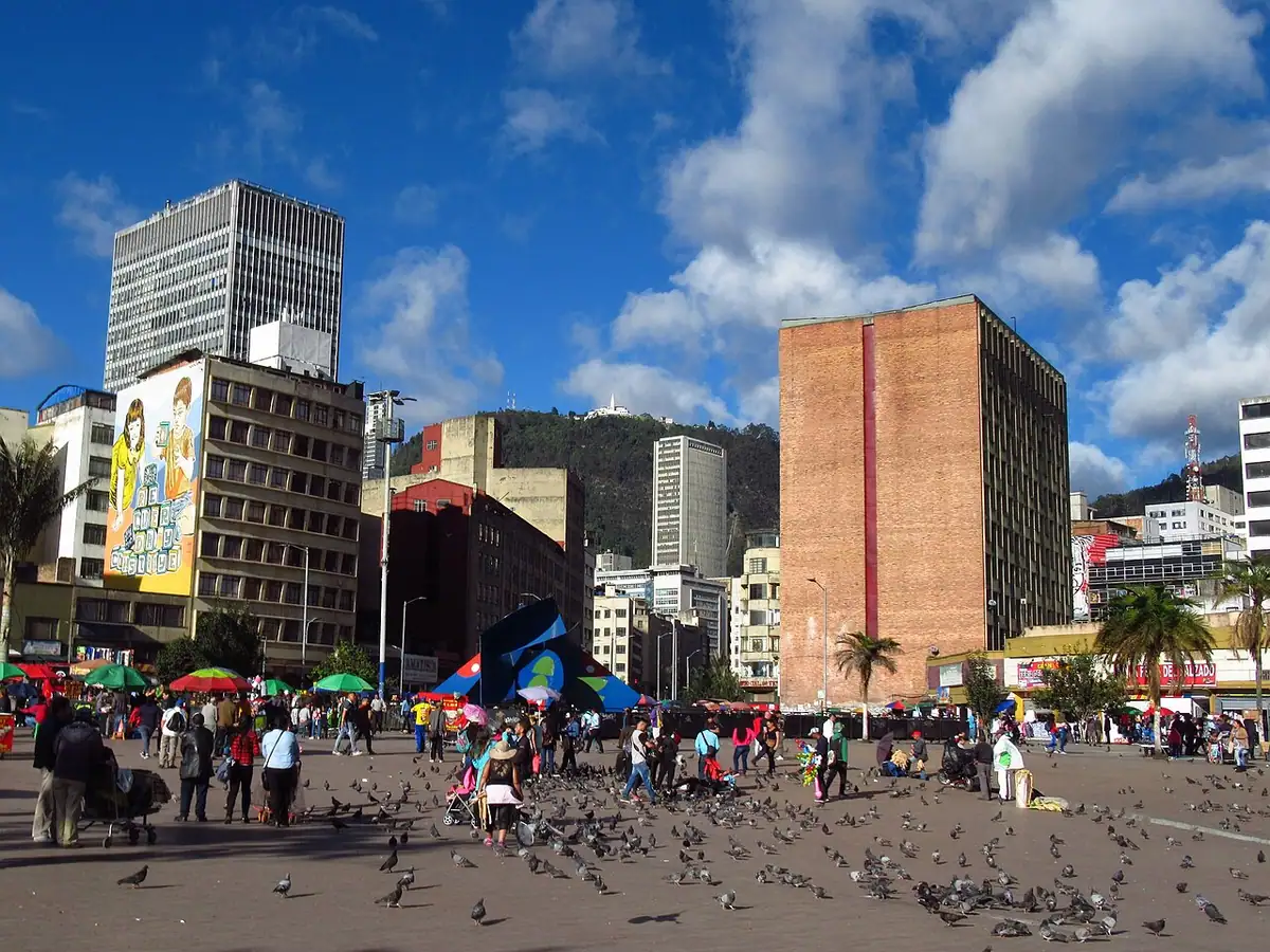 Plaza de San Victorino y La Mariposa (Bogotá)